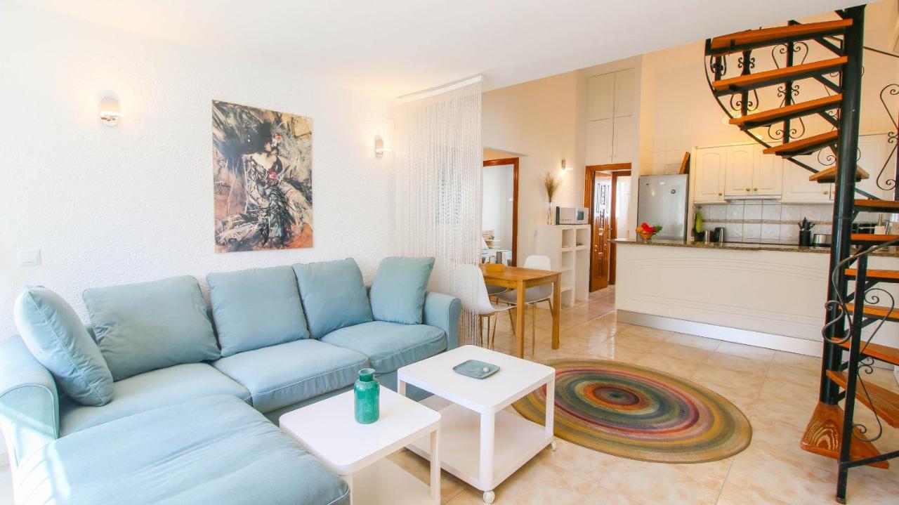 فيلا Residencial El Cortijo دينايا المظهر الخارجي الصورة