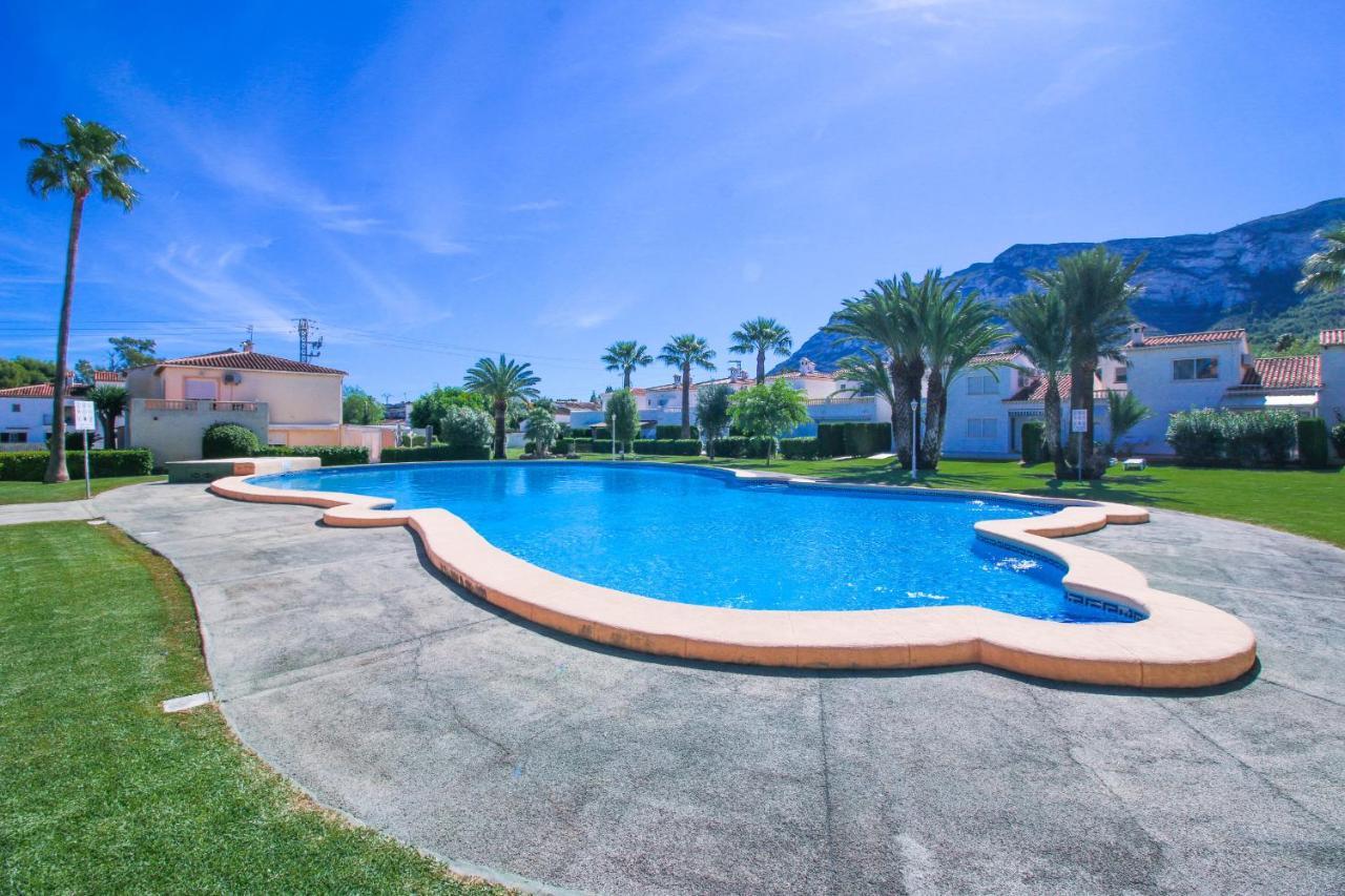 فيلا Residencial El Cortijo دينايا المظهر الخارجي الصورة
